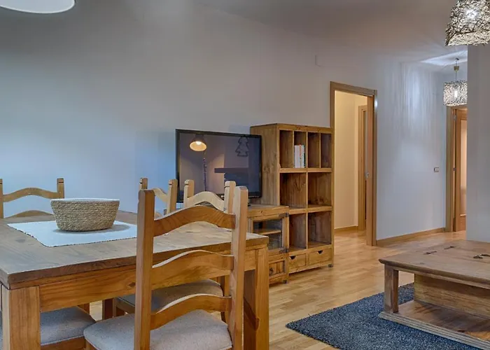 Saplan Real Estate Lin 아파트 *